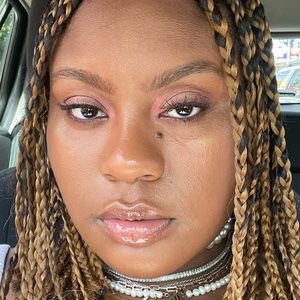 Meet your Posher, Kaylin